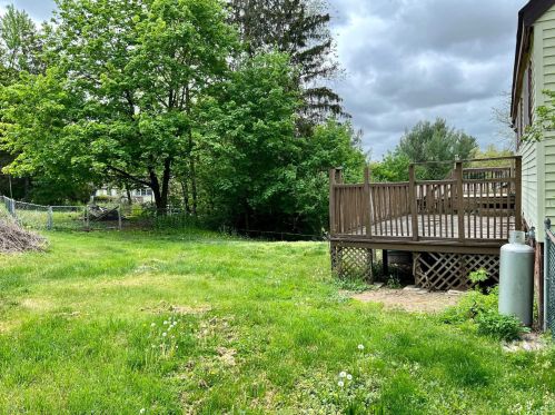 3 Old Smith Rd, Poughkeepsie NY 12603-3816 exterior