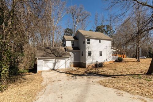 490 Blanche St, Atlanta GA 30318-6414 exterior