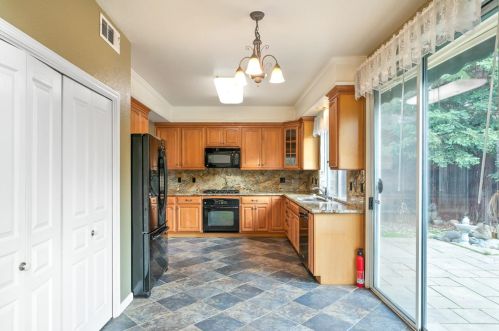 3708 Falkirk Ct, Folsom CA 95762-7847 exterior