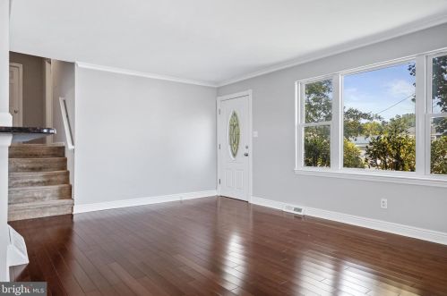 10 Trinity Ln, Blenheim, NJ 08012-3833