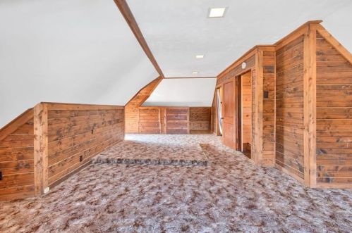 4920 Interboro Ave, Pittsburgh PA 15207-2327 exterior