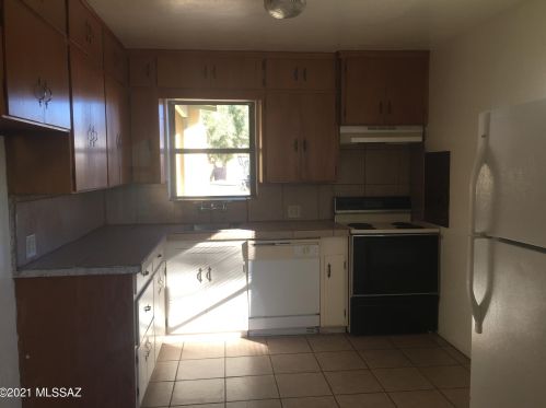 2554 Flanwill Blvd, Tucson AZ 85716-2251 exterior