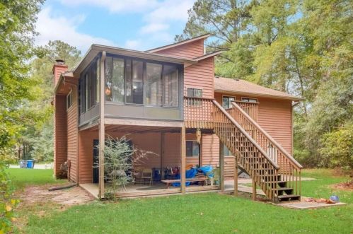 640 Butterfield Ln, Atlanta GA exterior