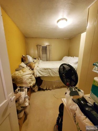 25 Kirk St, Town Center NJ 07052-5905 exterior