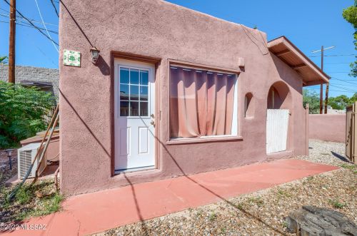 2021 6 St, Tucson AZ 85716-4822 exterior