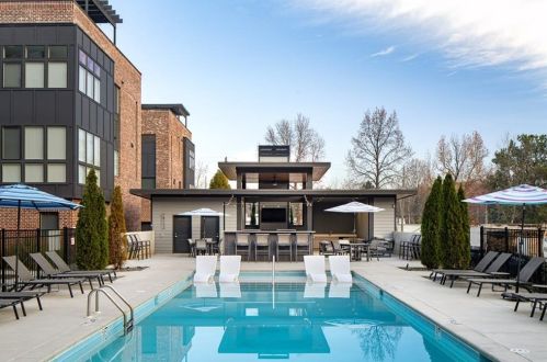 1203 Chelsea Cir, Atlanta GA  30318-1268 exterior