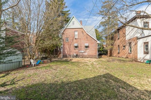 210 York St, Pottstown PA 19464-5252 exterior