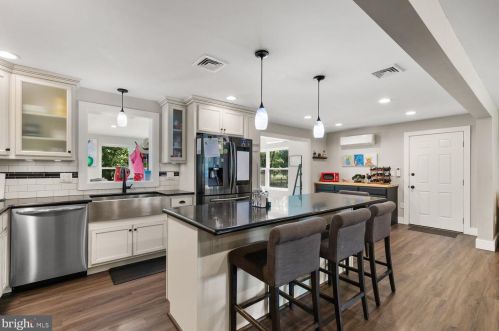 1826 Northbrook Dr, Lancaster PA 17601-5026 exterior