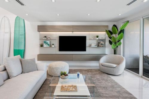 5284 Boca Marina Cir, Boca Raton, FL 33487-5247