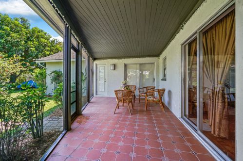 651 Mccracken Ave, Fort Pierce FL 34953-3936 exterior