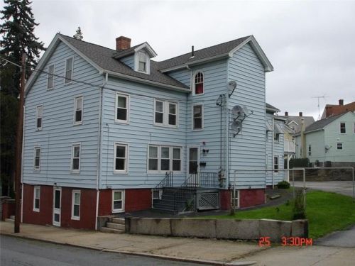 234 Greene St, Woonsocket RI  02895-4530 exterior