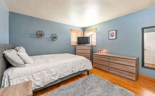 746 Centre Ave, Pittsburgh PA 15202-1712 exterior