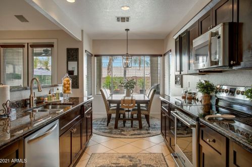 3345 Behrend Dr, Phoenix AZ 85050-1923 exterior