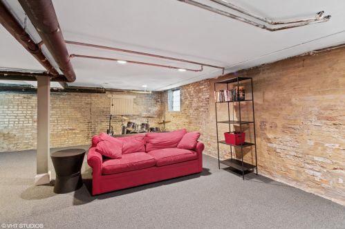 1429 Norwood St, Chicago IL 60660-2207 exterior