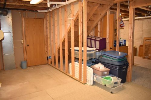 4226 Redbush Dr, Wyoming MI exterior