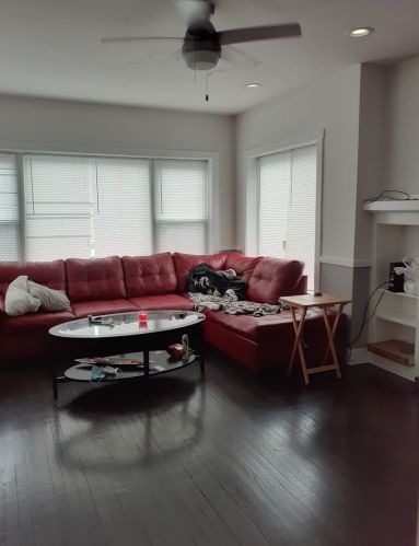 6634 Richmond St, Chicago IL 60645-4211 exterior