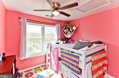 1900 Trenton Pl, Washington DC 20032-1553 exterior