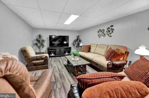 1000 Littlestown Rd, Littlestown PA 17340-9442 exterior