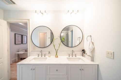 2810 Darby St, Atlanta GA  30319-3655 exterior