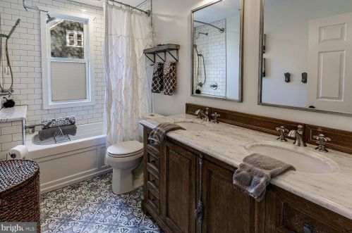 32 Franklin Ave, Camden NJ 08108-1117 exterior