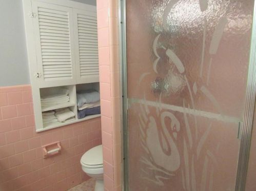 72 Cres St, Providence RI 02907-3237 exterior