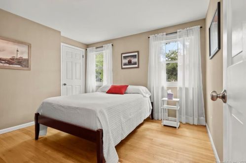 80 Christine Ter, Milford CT 06461-2212 exterior