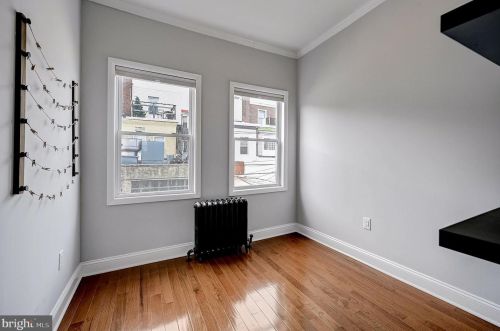 1930 Juniper St, Philadelphia PA 19148-2218 exterior