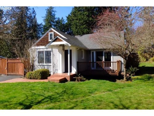 9425 74 Ave, Portland OR  97223-9512 exterior