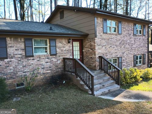 4520 Clement Dr, Atlanta, GA 30331-4518