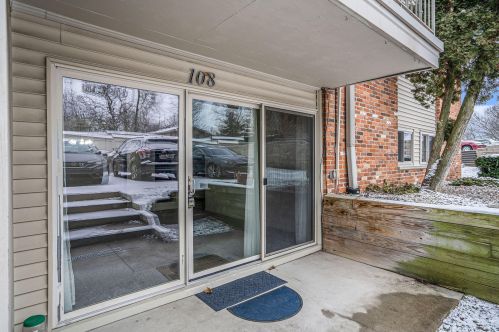 742 Kilgore Rd, Kalamazoo MI  49008-3605 exterior