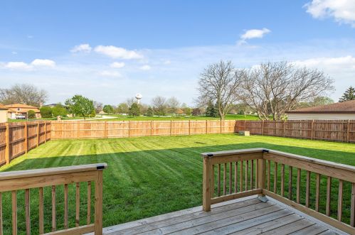 45 Cloverleaf Rd, Matteson IL 60443-1114 exterior