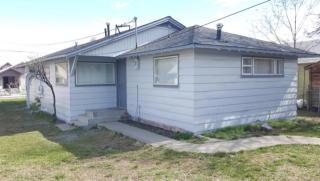 916 Walker Ave, Wenatchee, WA 98801-3428