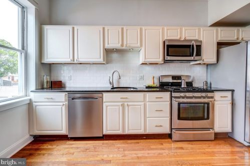 1212 Maryland Ave, Washington DC 20002-5570 exterior