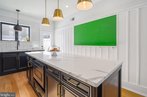 620 Carpenter St, Philadelphia PA  19147-2908 exterior