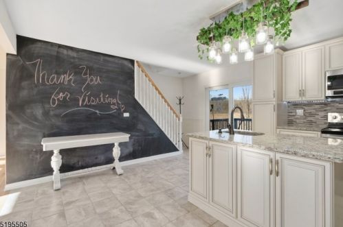 7 Berry Rd, Wantage NJ 07461-3009 exterior