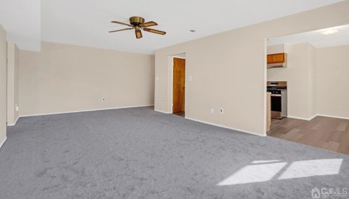 1708 Raspberry Ct, Edison NJ 08817-2745 exterior