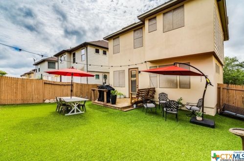 1407 Nicholas Mnr, San Antonio TX 78258-7578 exterior