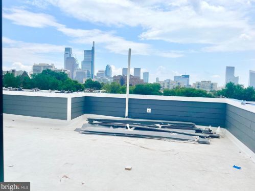 700 23rd St, Philadelphia PA  19130-2618 exterior