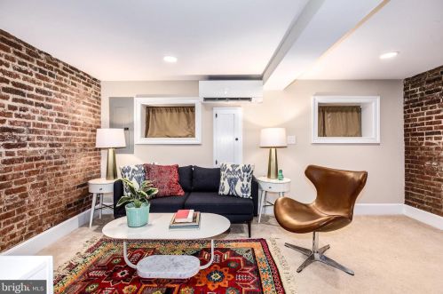 1448 D St, Washington DC  20002-5402 exterior