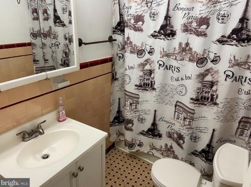 1514 Benner St, Philadelphia PA 19149-3302 exterior