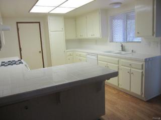 122 Lillian Way, Fallbrook CA  92028-2332 exterior