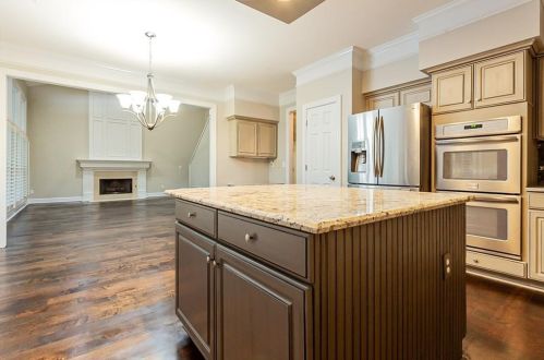 755 Glenridge Close Dr, Atlanta GA  30328-3476 exterior