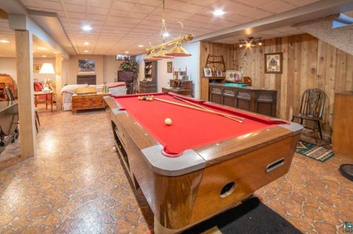 3043 Blackman Ave, Duluth MN 55811-5229 exterior