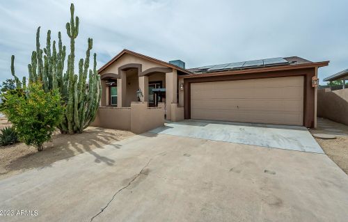 13828 38th St, Phoenix AZ  85032-5714 exterior