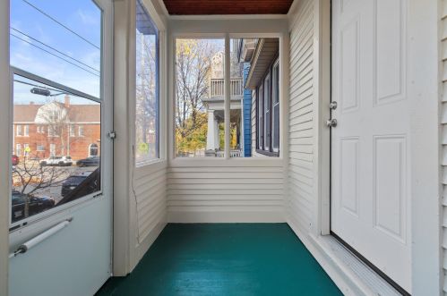 727 Chambers St, Milwaukee, WI 53212-2540