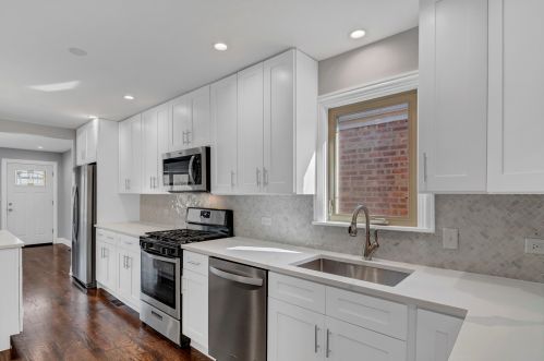 10712 Sacramento Ave, Chicago IL  60655-2120 exterior