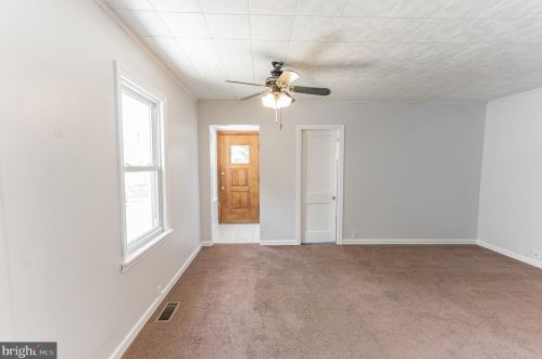 19 Bismark Ave, Trenton, NJ 08610-4110