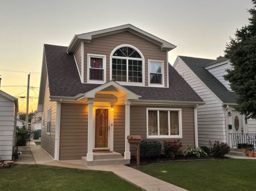 5014 Laramie Ave, Chicago, IL 60638-2131