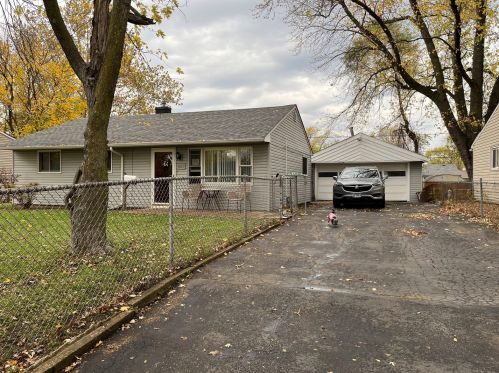 2207 Madonna Ave, Joliet, IL 60436-1156