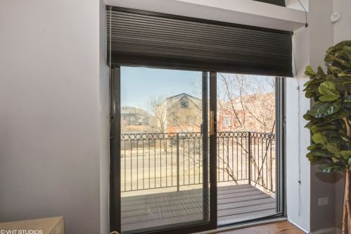 1560 Wabansia Ave, Chicago IL  60642-7443 exterior